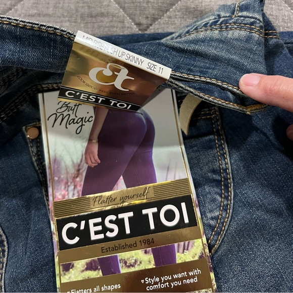 NWT  Jeans - Picture 8 of 8